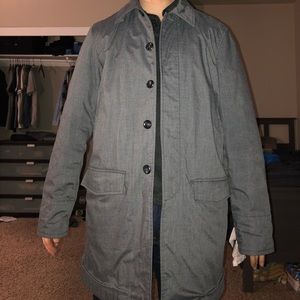 Gap Men’s Water-Resistant Raincoat / Trenchcoat